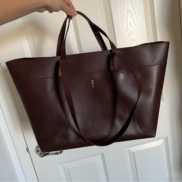 Madewell Handbags - Madewell the zip top essential tote